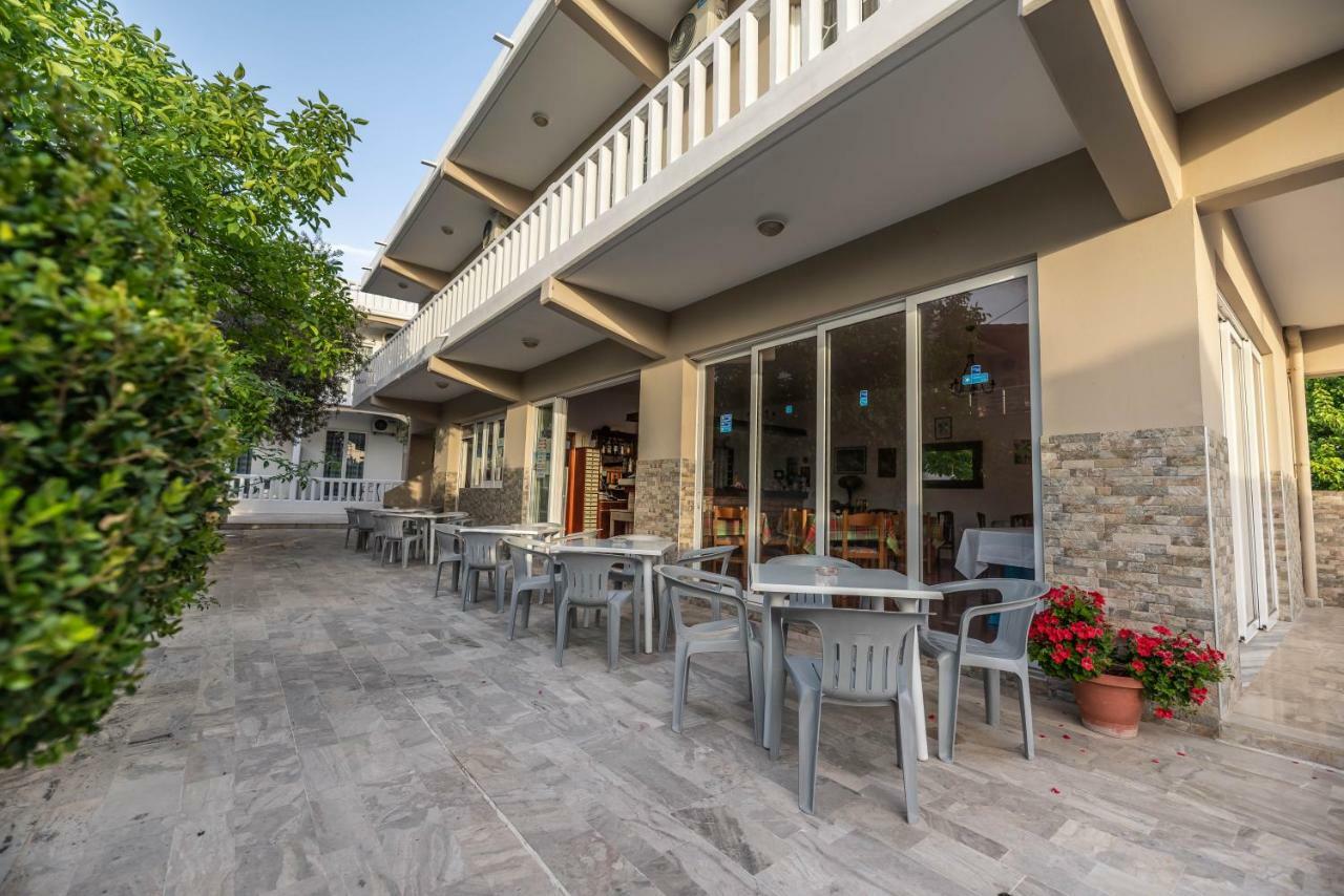 Hotel Ikaros อาร์คานเยโลส ภายนอก รูปภาพ