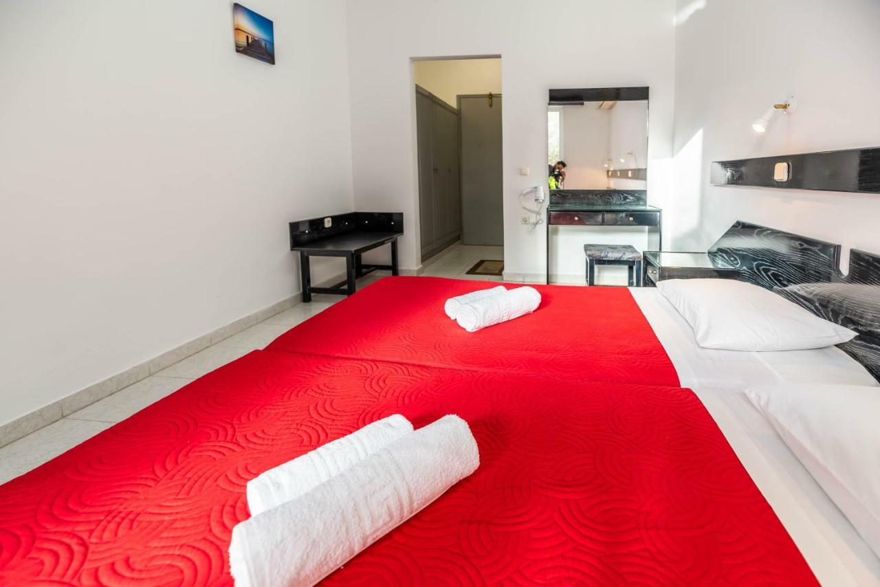 Hotel Ikaros อาร์คานเยโลส ภายนอก รูปภาพ
