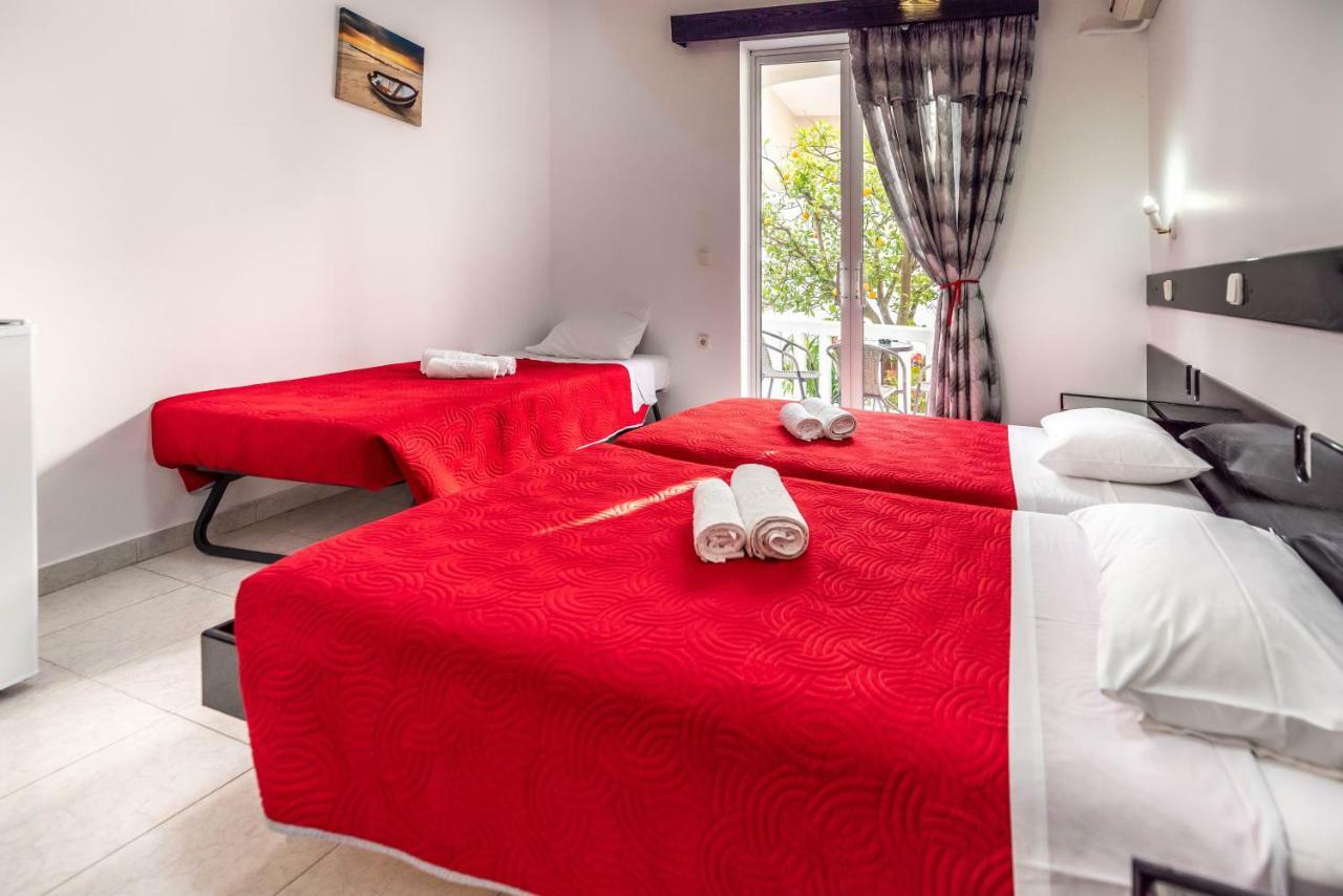 Hotel Ikaros อาร์คานเยโลส ภายนอก รูปภาพ