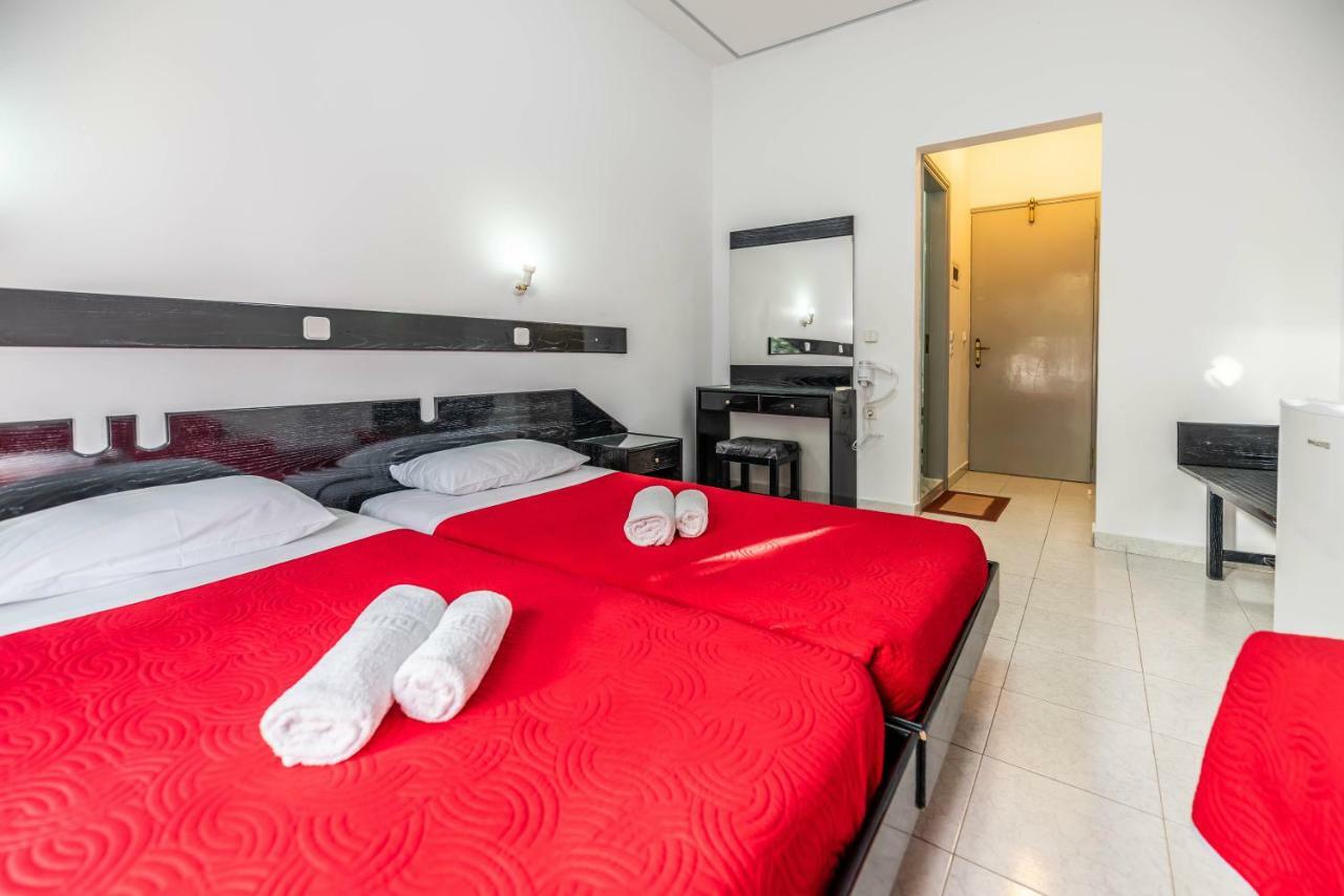 Hotel Ikaros อาร์คานเยโลส ภายนอก รูปภาพ