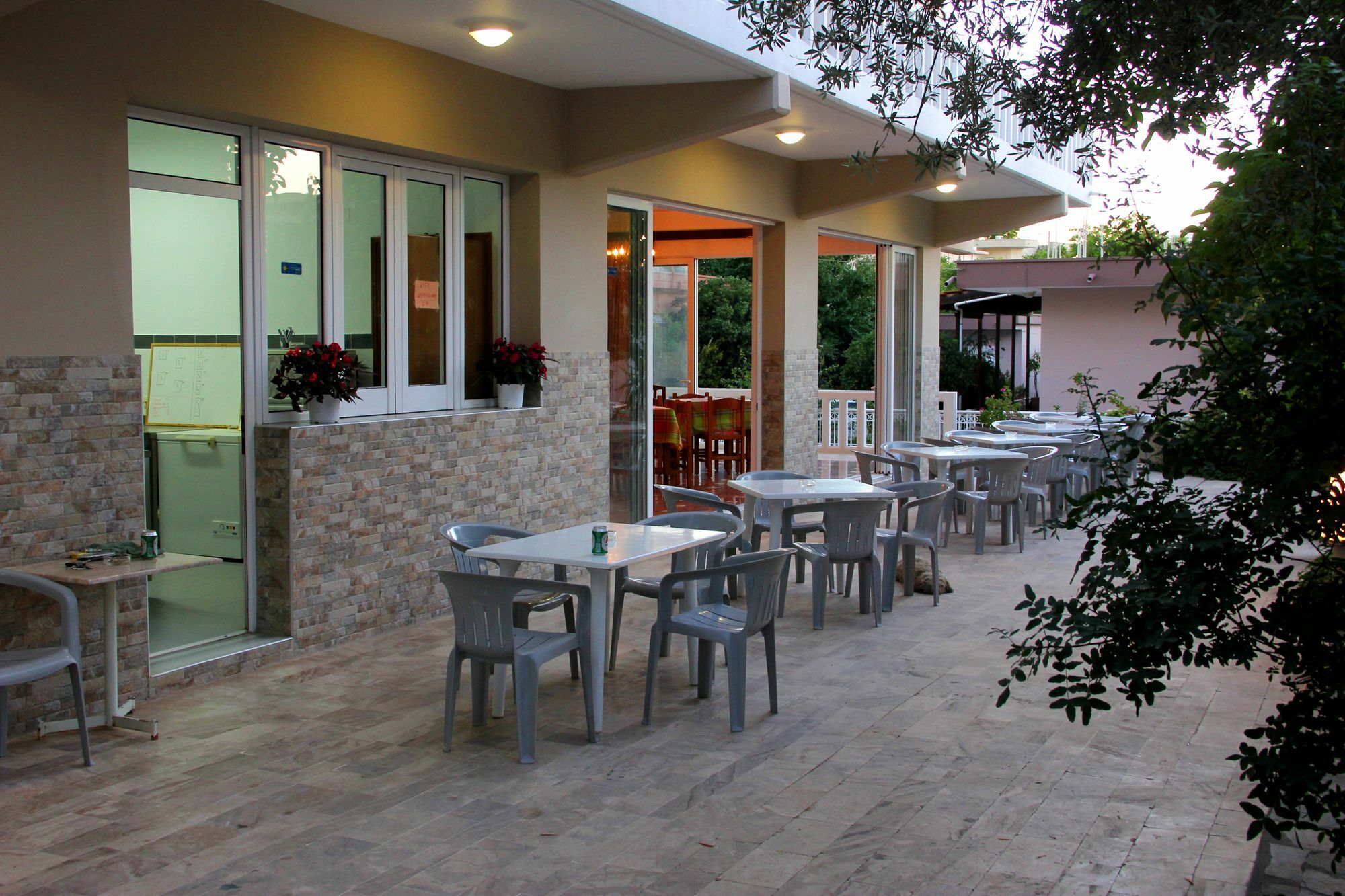 Hotel Ikaros อาร์คานเยโลส ภายนอก รูปภาพ