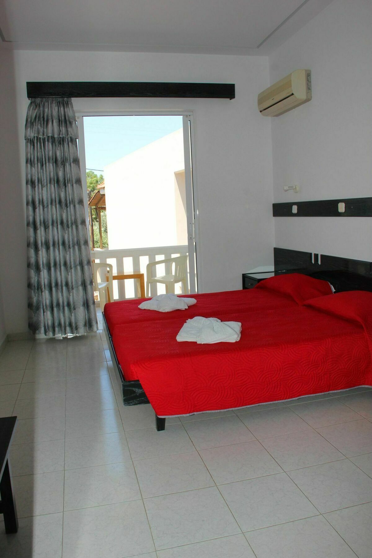 Hotel Ikaros อาร์คานเยโลส ภายนอก รูปภาพ