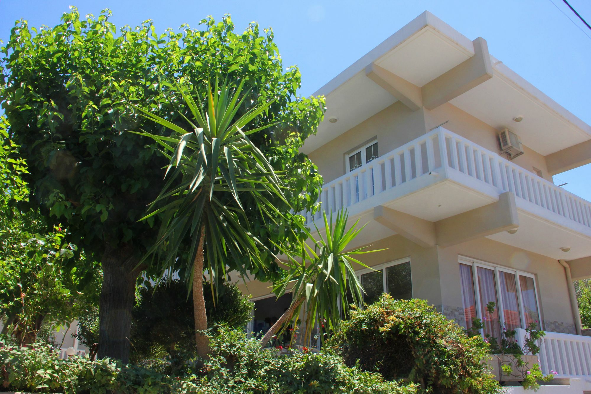 Hotel Ikaros อาร์คานเยโลส ภายนอก รูปภาพ
