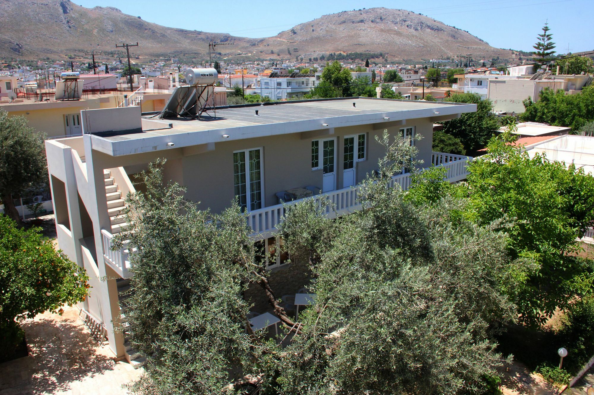 Hotel Ikaros อาร์คานเยโลส ภายนอก รูปภาพ