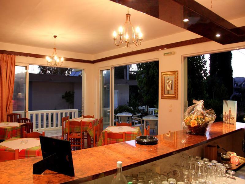 Hotel Ikaros อาร์คานเยโลส ภายนอก รูปภาพ